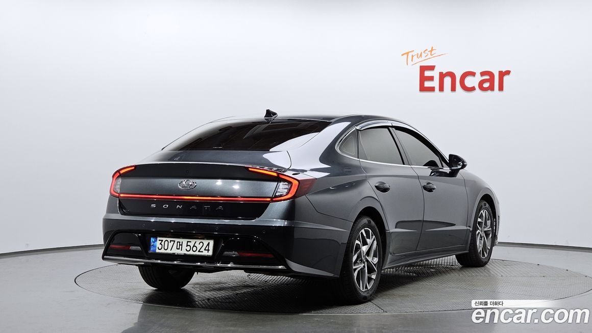 Hyundai Sonata 2022
