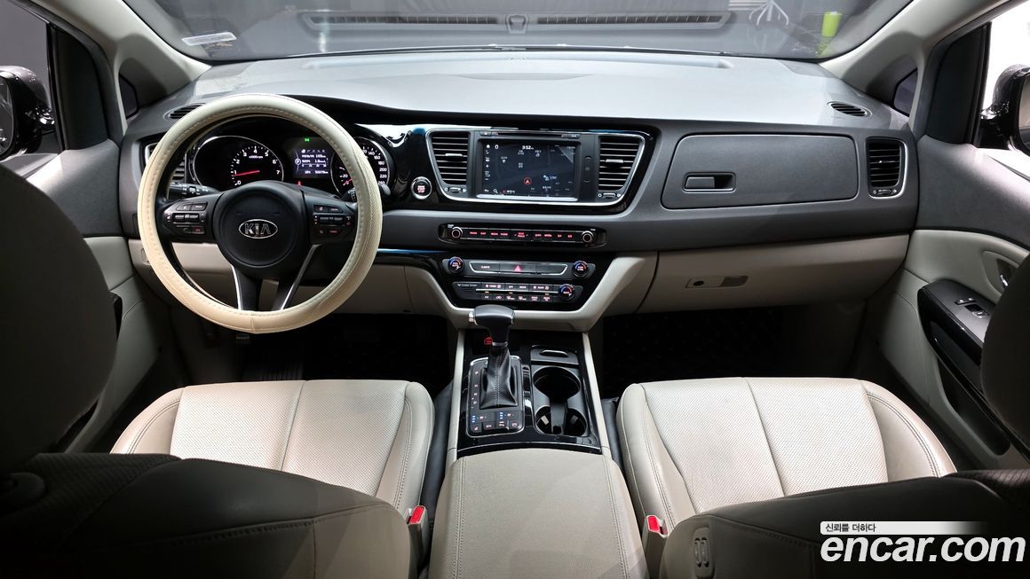 Kia Canival 2018
