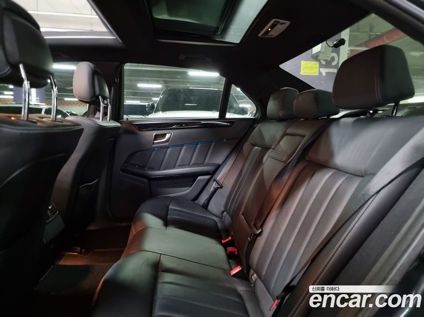 Mercedes-Benz E-Class 2016