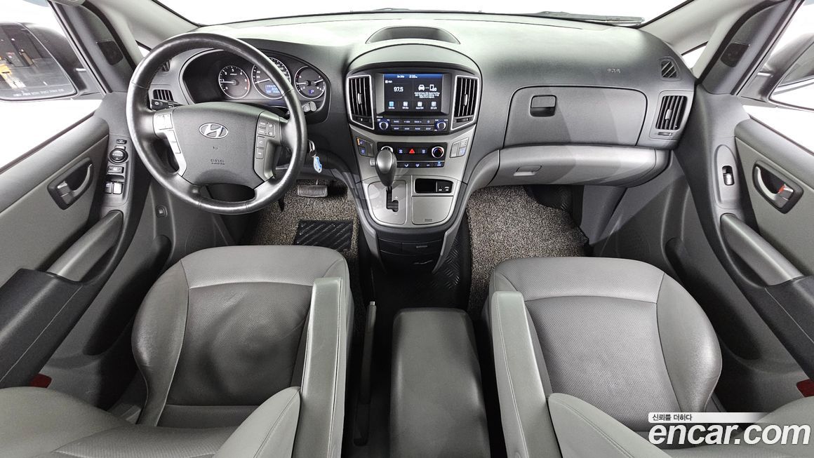Hyundai Starex 2021
