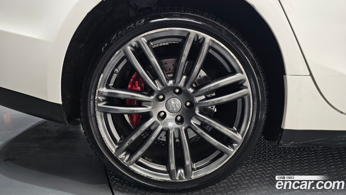 Maserati Ghibli 2014