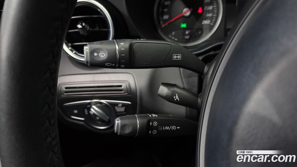 Mercedes-Benz C-Class 2017