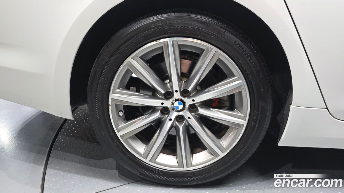 BMW 5-Series 2018