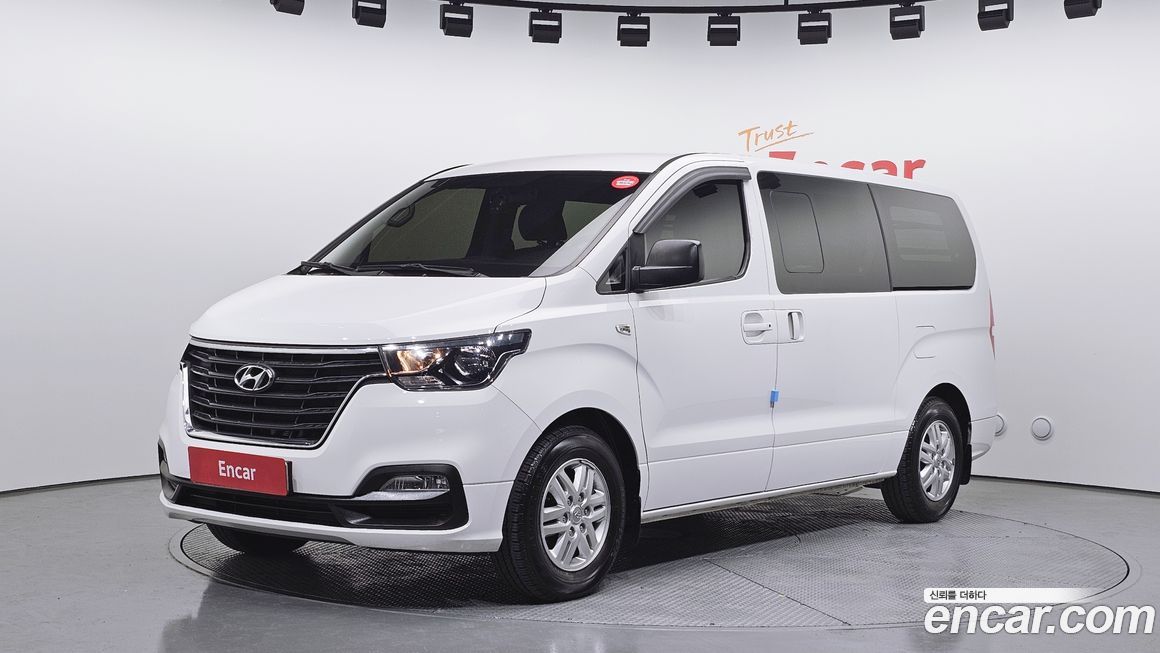Hyundai Starex 2021