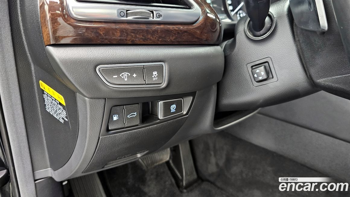 Genesis EQ900 2016