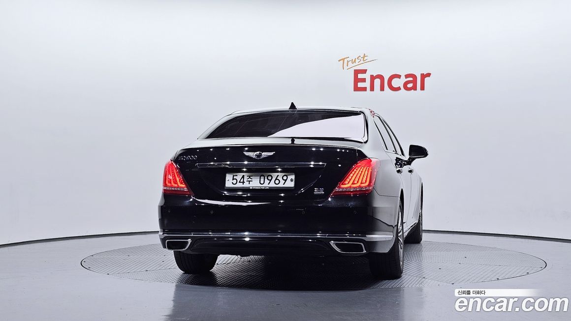 Genesis EQ900 2016