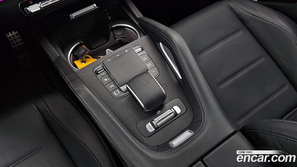 Mercedes-Benz GLE-Class 2025