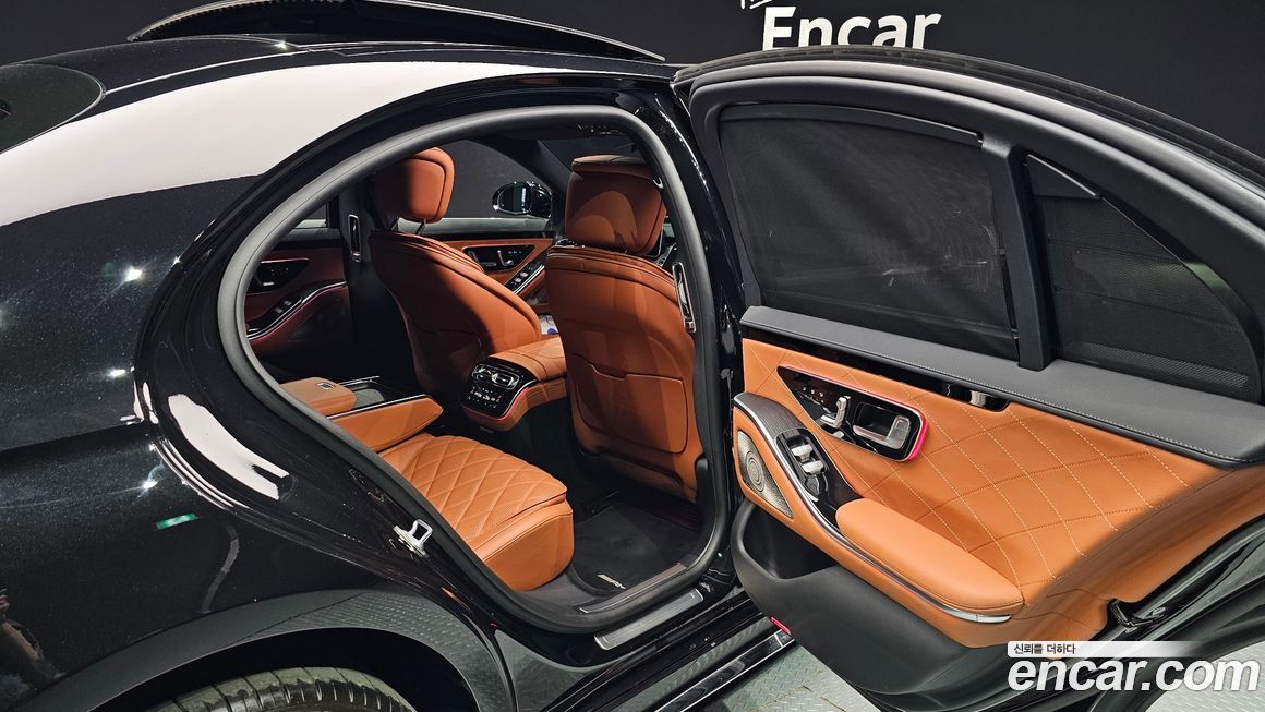Mercedes-Benz S-Class 2023