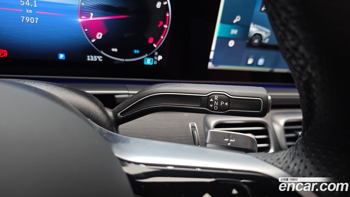 Mercedes-Benz GLE-Class 2025