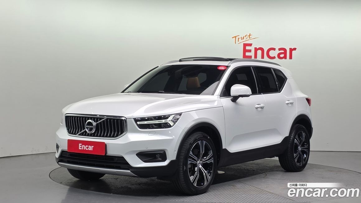 Volvo XC40 2021