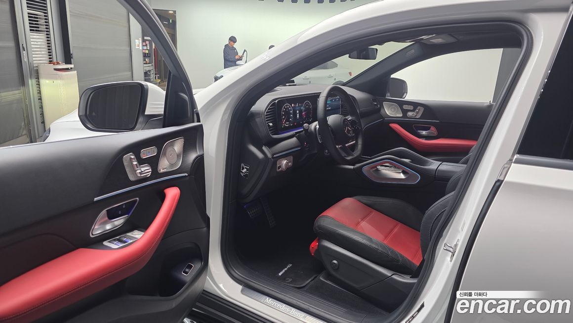 Mercedes-Benz GLE-Class 2025