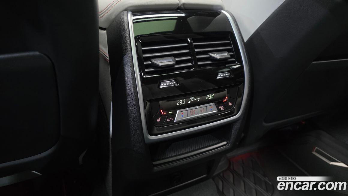 BMW X6M 2021
