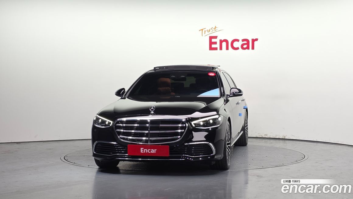 Mercedes-Benz S-Class 2021