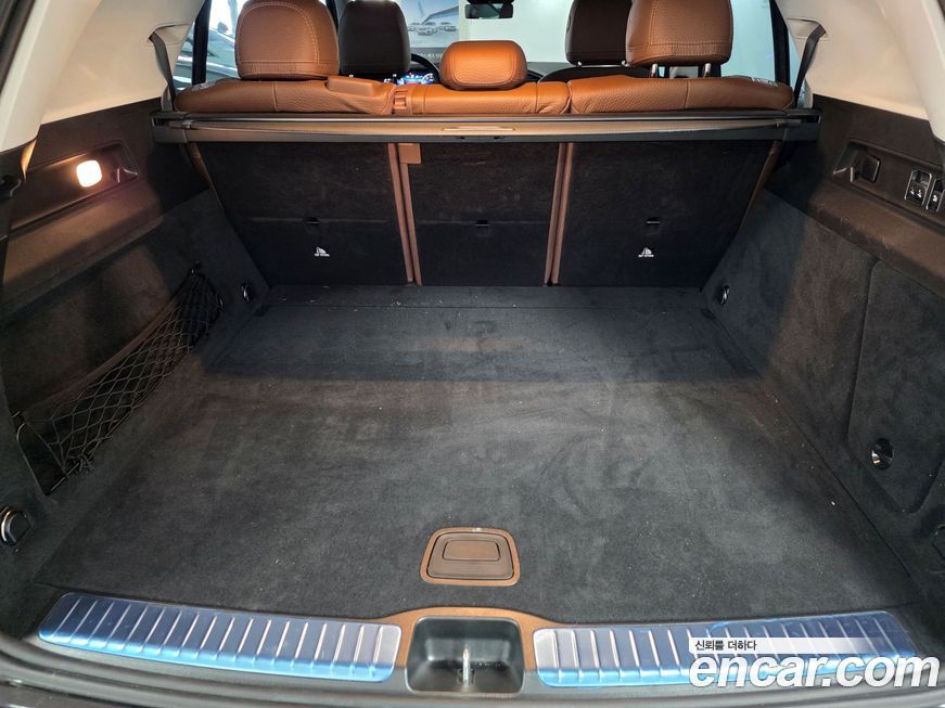 Mercedes-Benz GLE-Class 2025