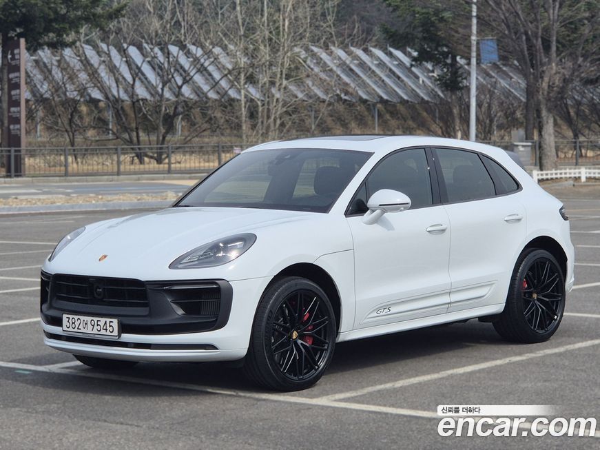 Porsche Macan 2023