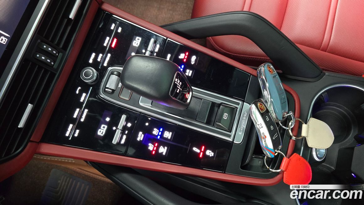 Porsche Cayenne 2023