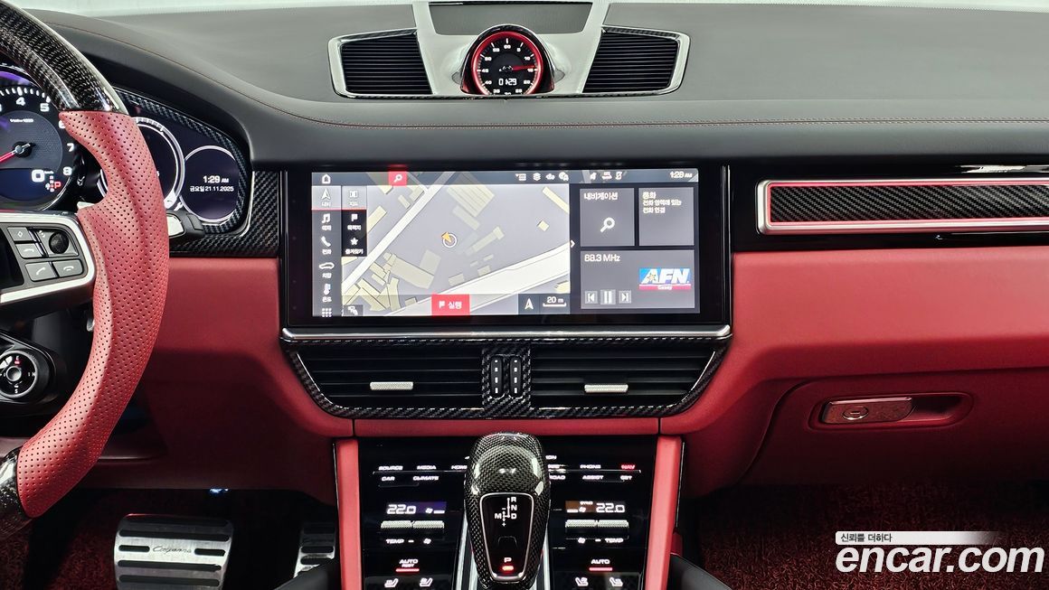 Porsche Cayenne 2021