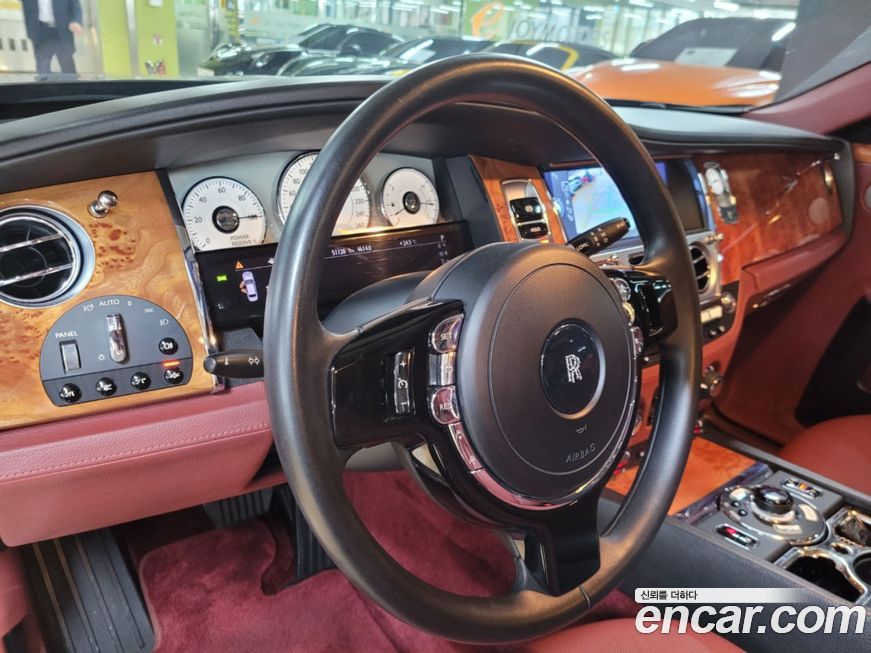 Rolls-Royce Ghost 2010