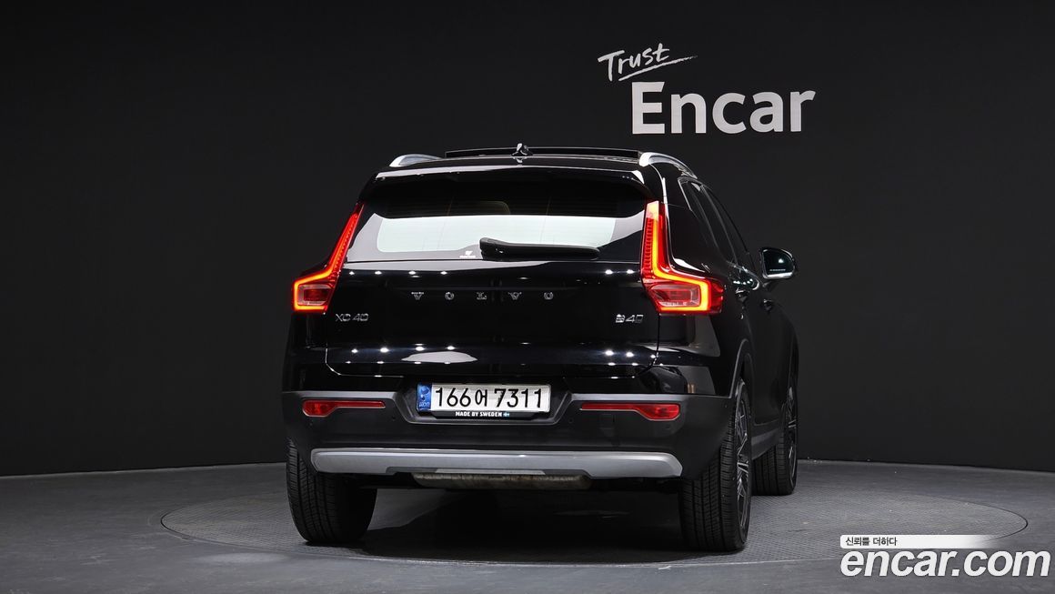 Volvo XC40 2021