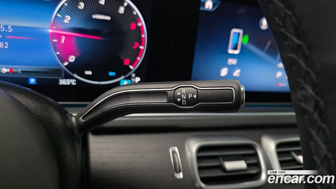 Mercedes-Benz GLE-Class 2025