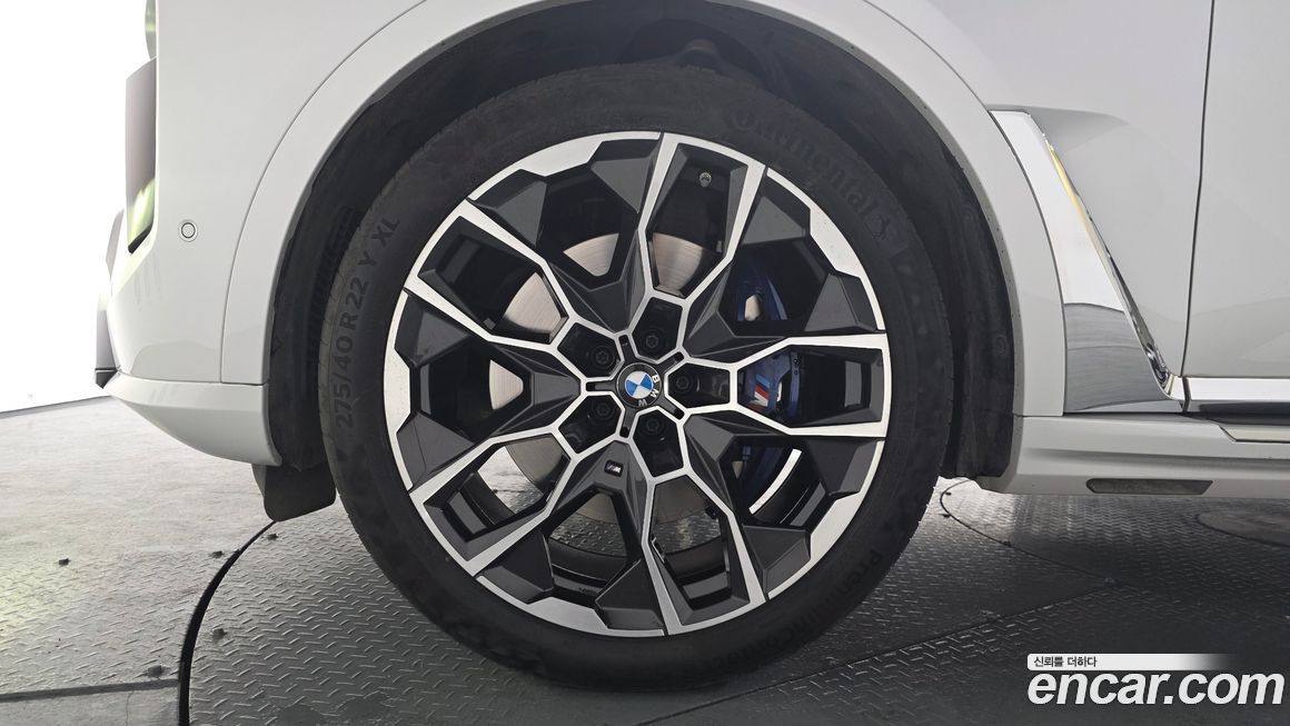 BMW X7 2023