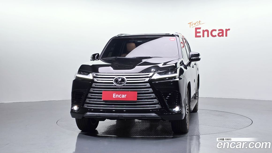 Lexus LX 2025