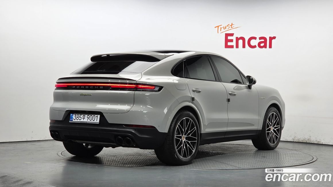 Porsche Cayenne 2025