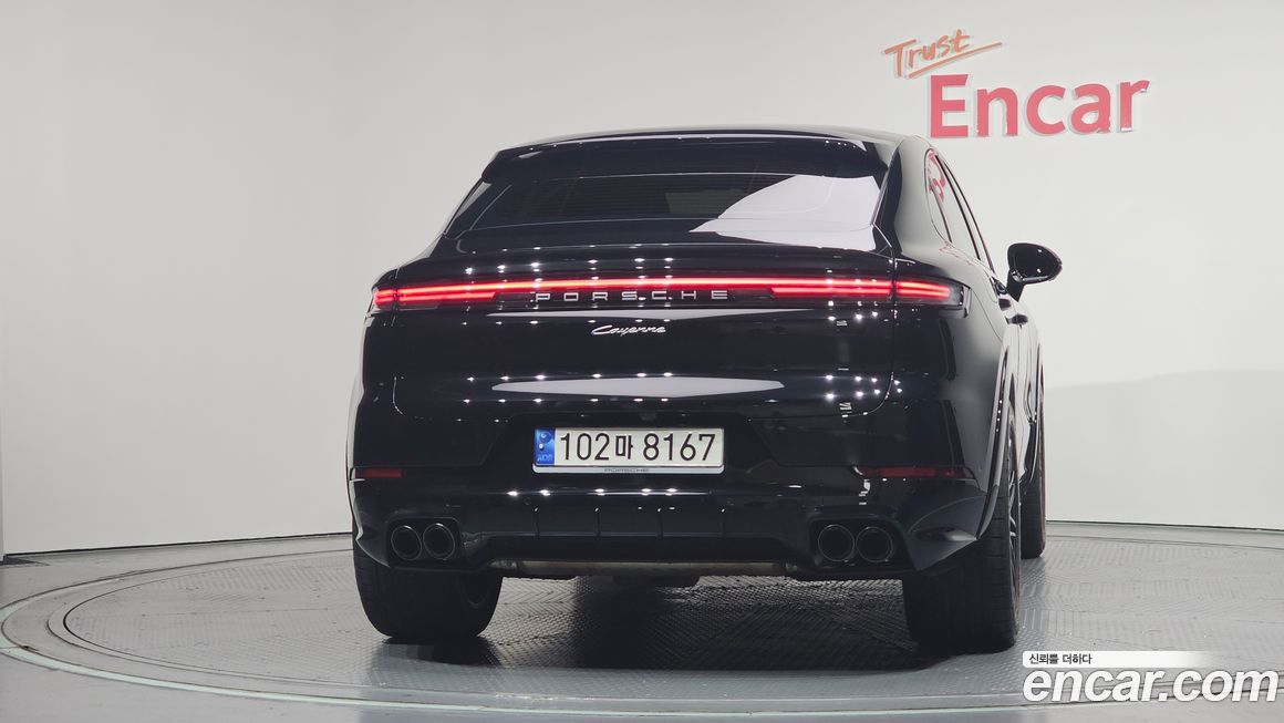 Porsche Cayenne 2024