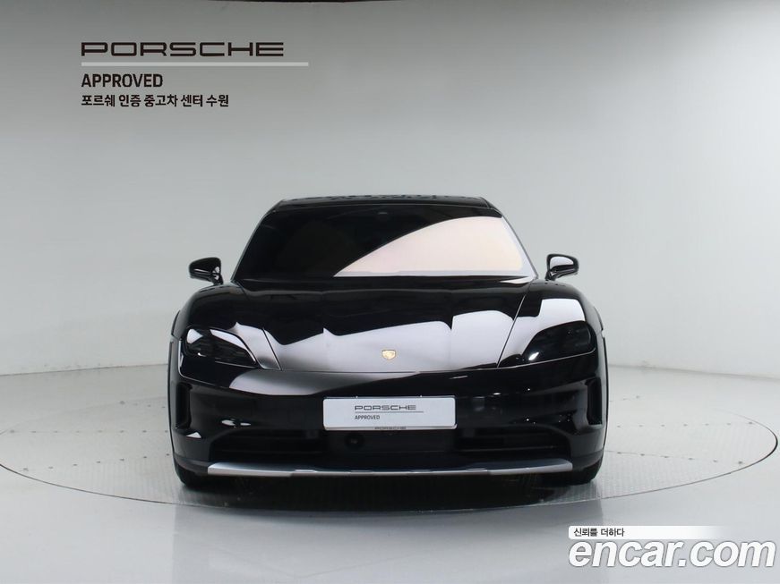 Porsche Taycan 2025