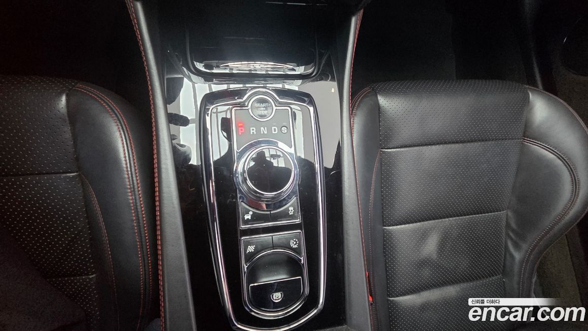 Jaguar XKR 2013
