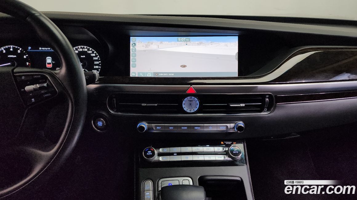 Genesis G90 2020