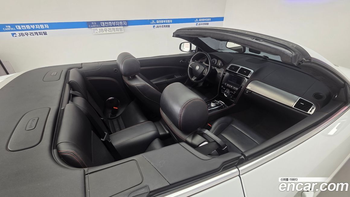 Jaguar XKR 2013
