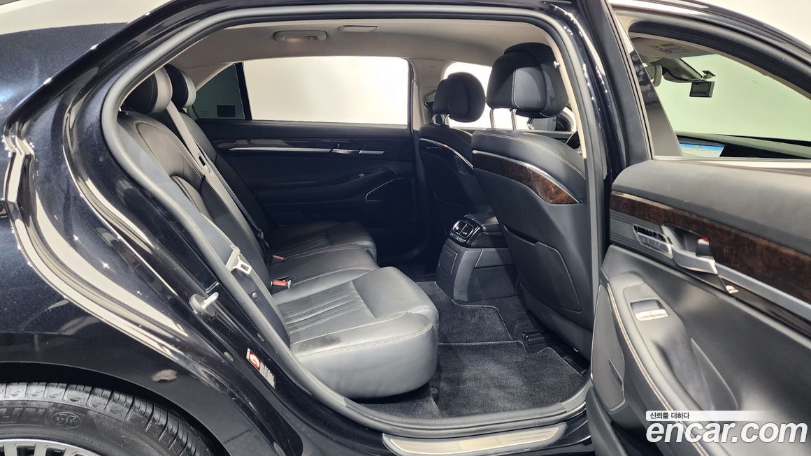 Genesis G90 2020