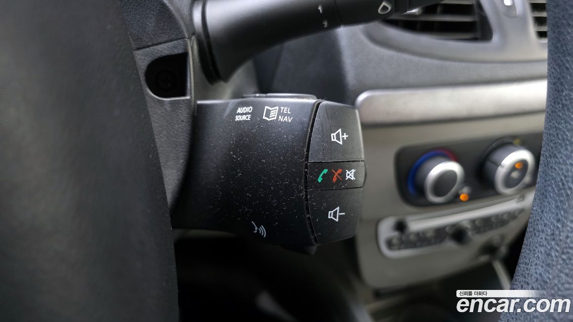 Renault-KoreaSamsung SM3 2011