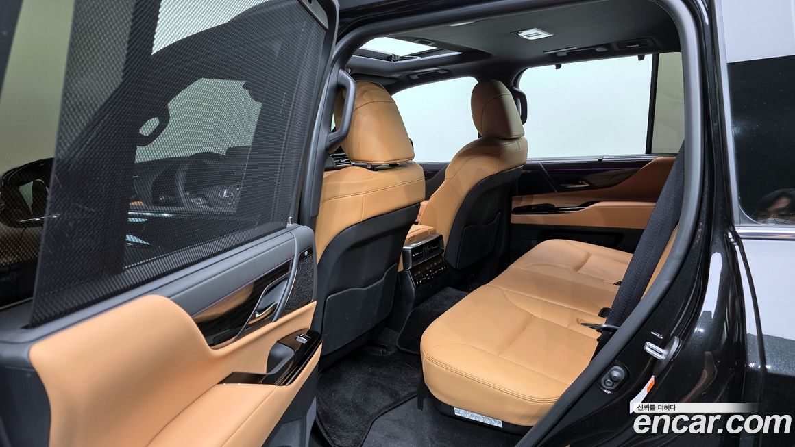 Lexus LX 2025