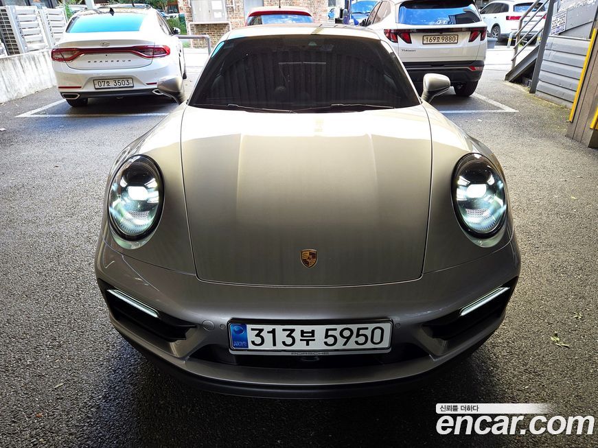 Porsche 911 2023