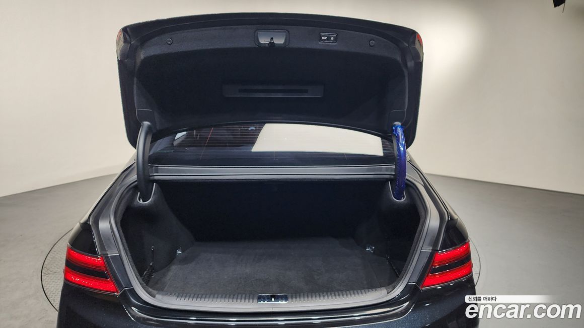 Genesis G90 2020