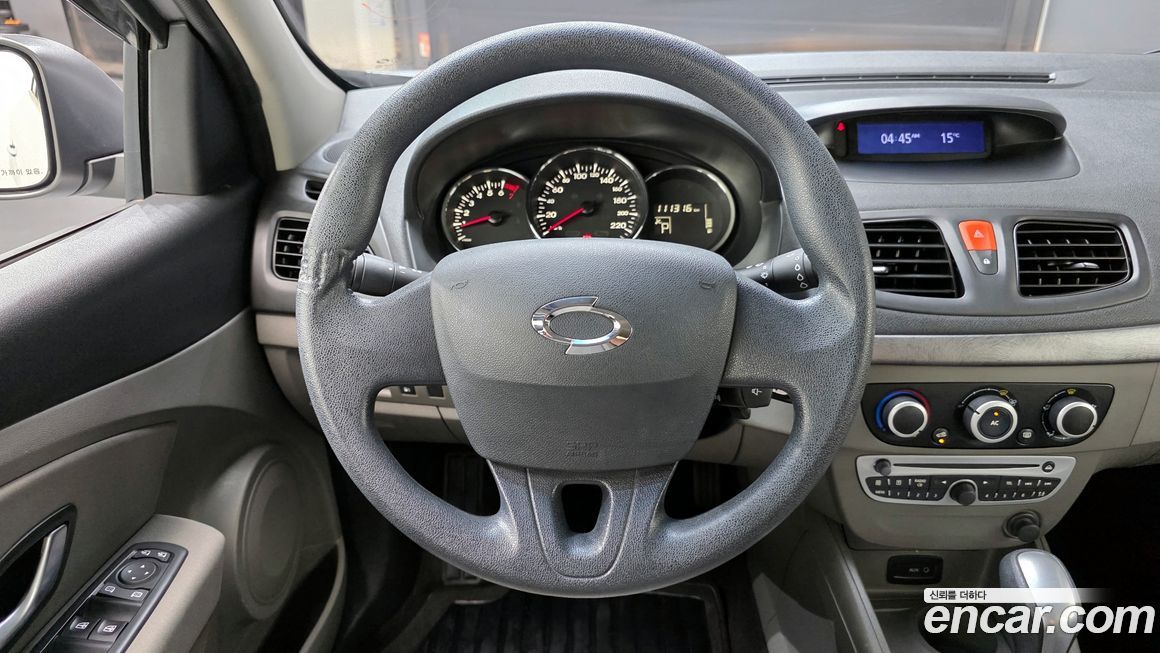 Renault-KoreaSamsung SM3 2011