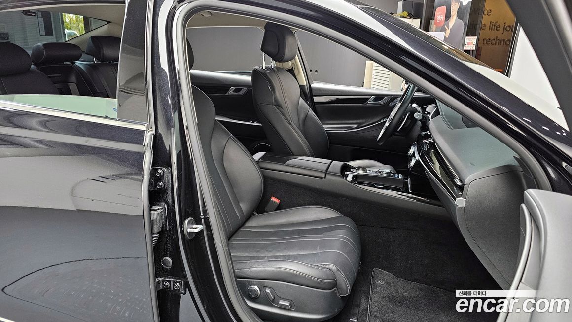 Genesis G80 2023