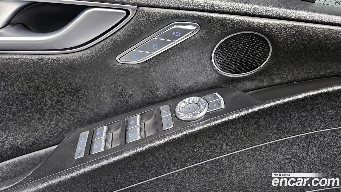 Genesis G80 2023