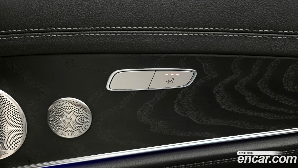 Mercedes-Benz E-Class 2022