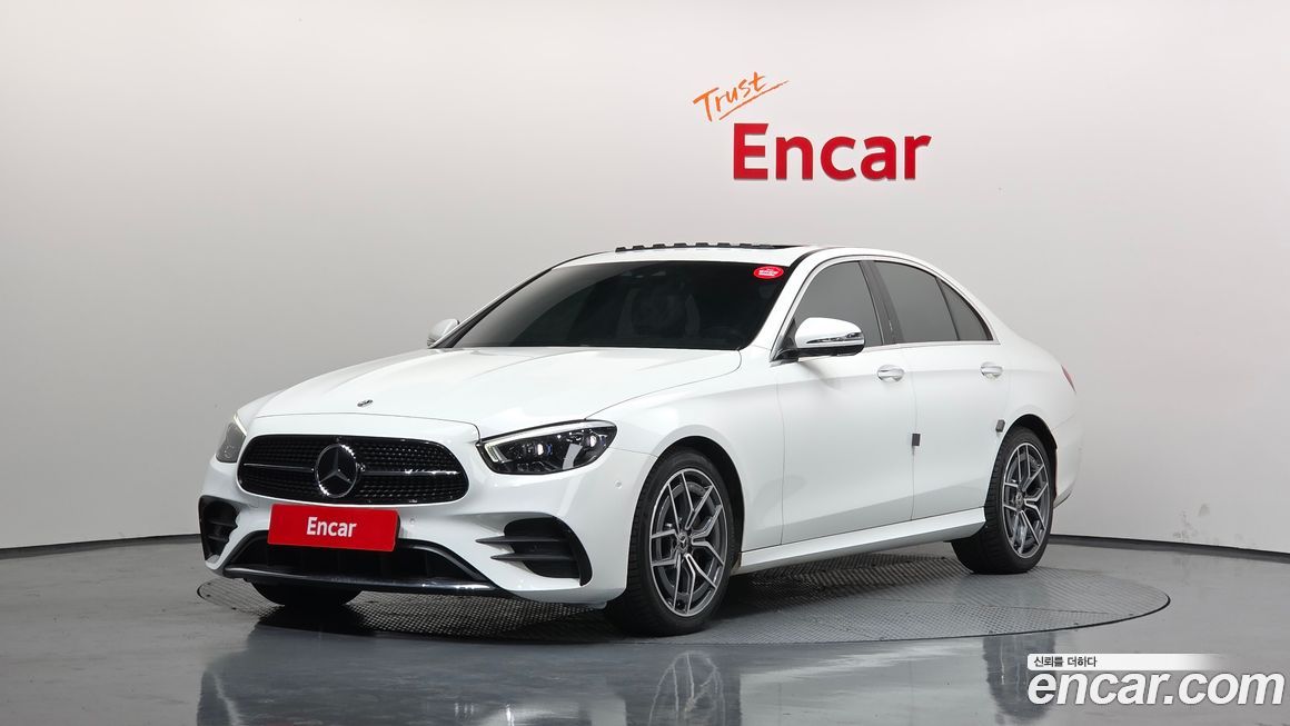 Mercedes-Benz E-Class 2022