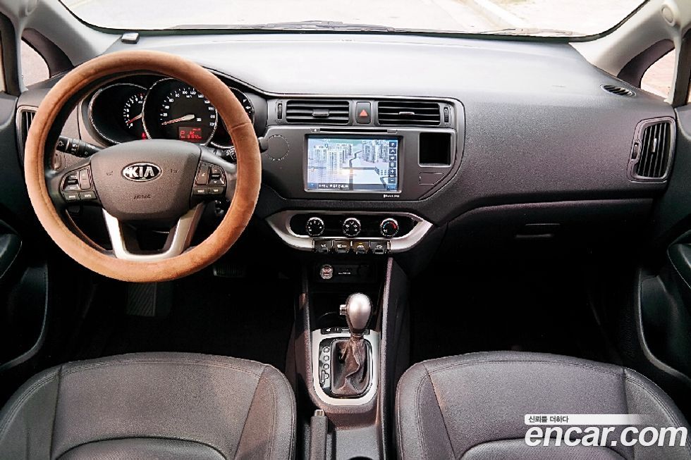 Kia pride 2014