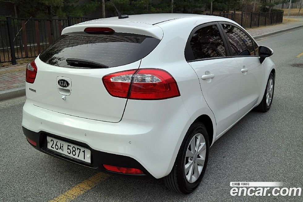 Kia pride 2014