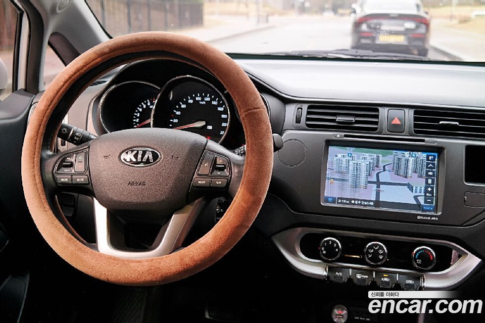 Kia pride 2014