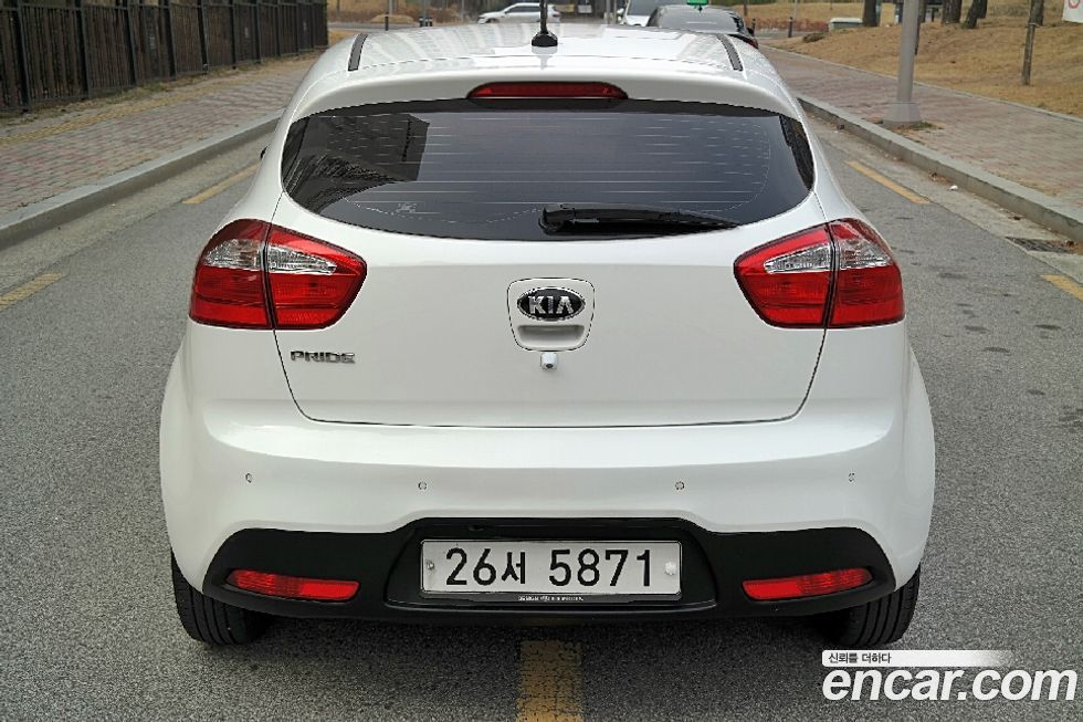 Kia pride 2014