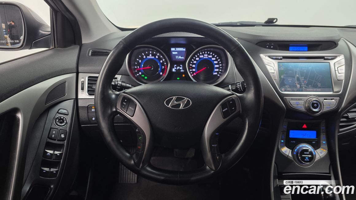 Hyundai AVANTE 2014