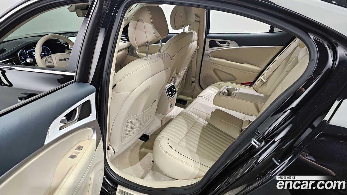 Genesis G70 2025