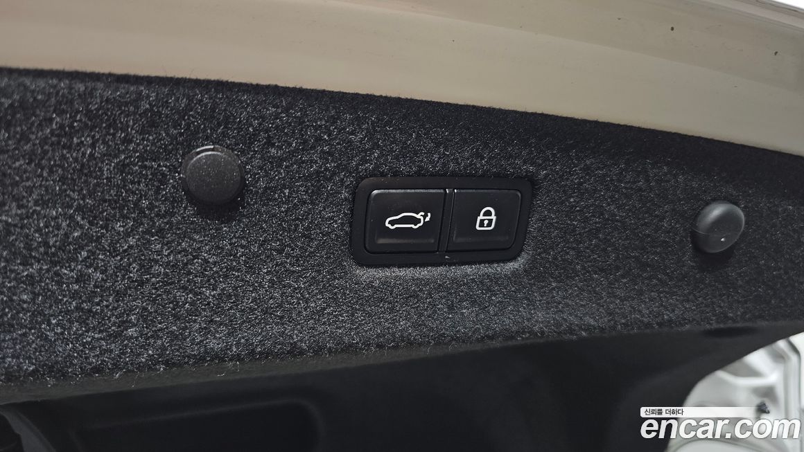 Kia K8 2025