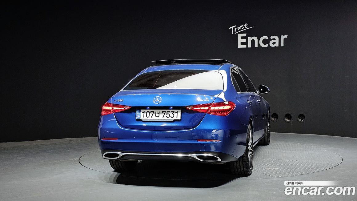 Mercedes-Benz C-Class 2022